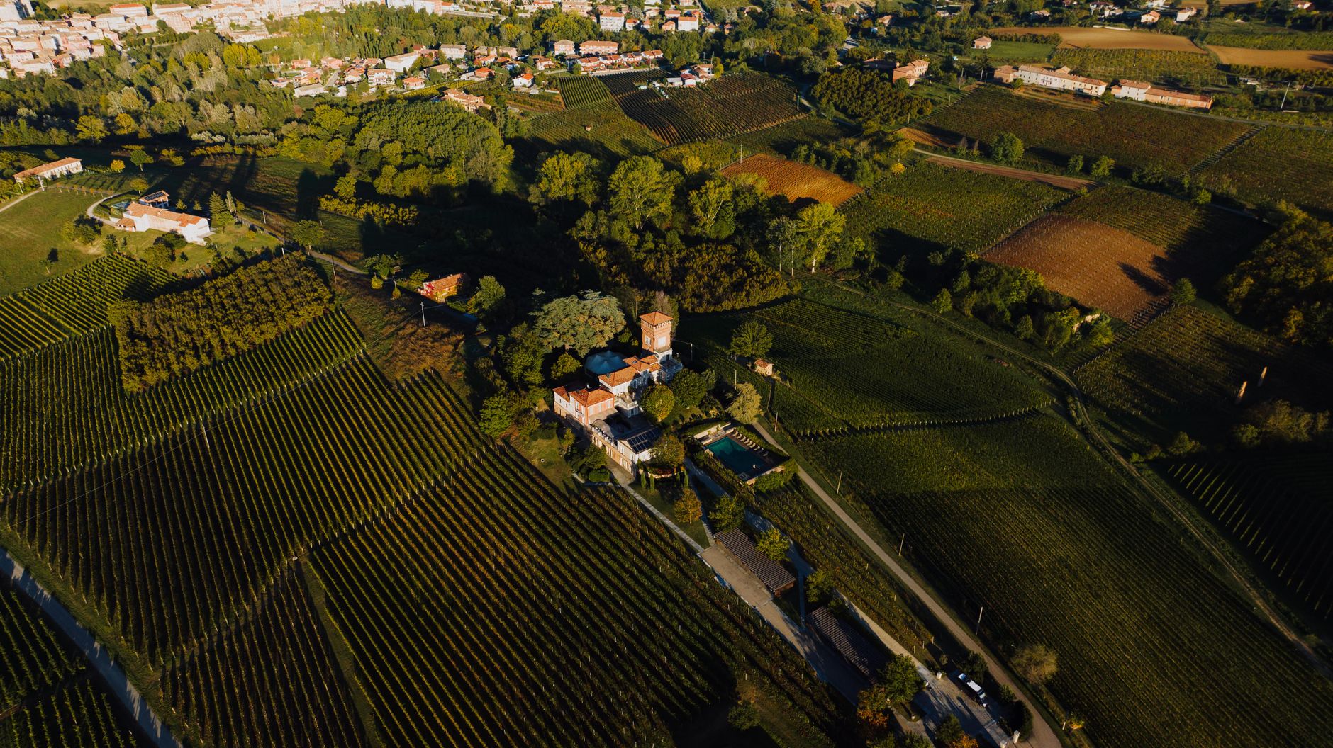 Red Hill Home Draws Winery Inspiration