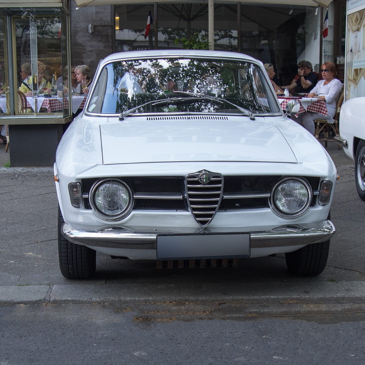 Alfa Romeo Junior EV gets price cut