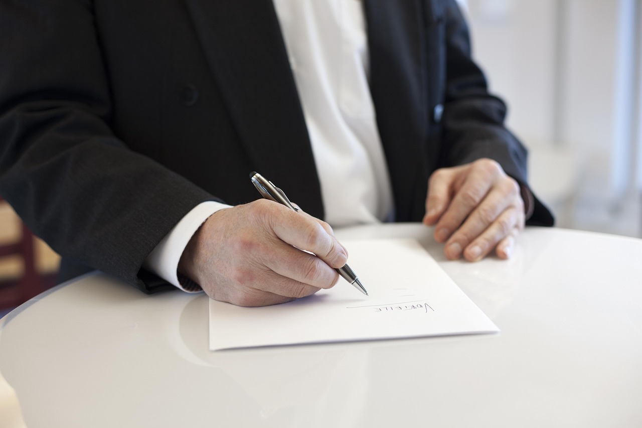 Watchdog flags contract and revenue mismanagement by agencies