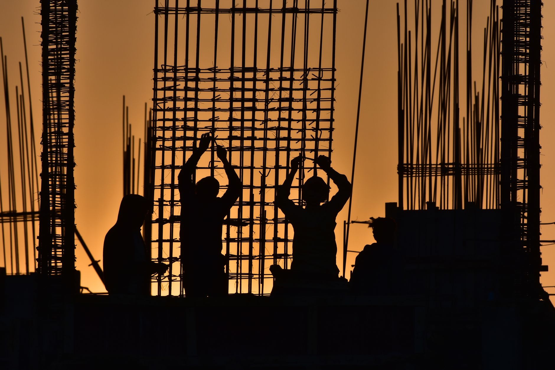 Builder Overcharges Rs 75 Lakh After Delay