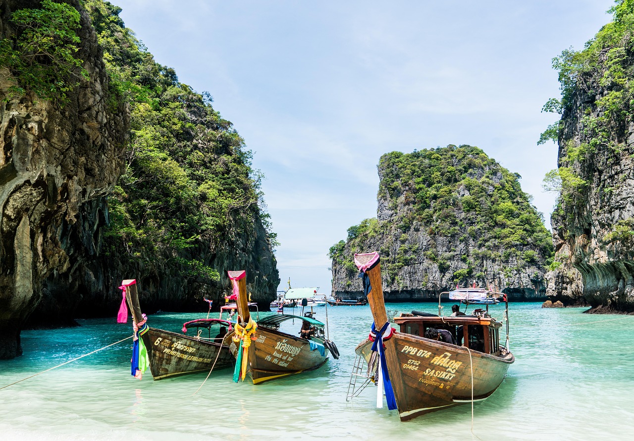 Discovering Koh Phi Phi in 24 hours