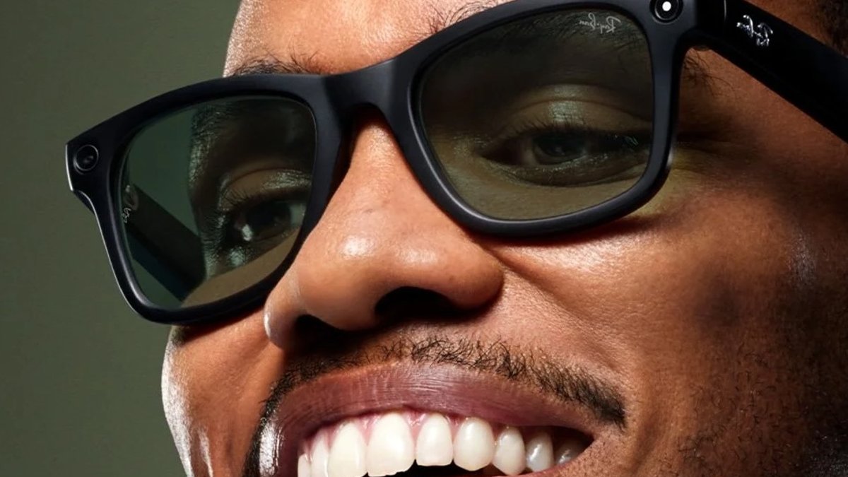 Retailers consider banning smart glasses Retailers consider banning smart glasses - smart glasses ban