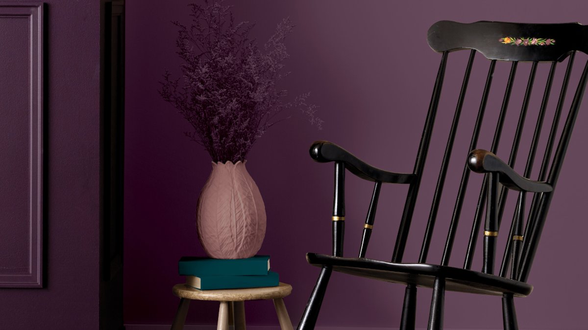 Vibrant Colors Dominate 2025 Home Design Vibrant Colors Dominate 2025 Home Design - color drenching