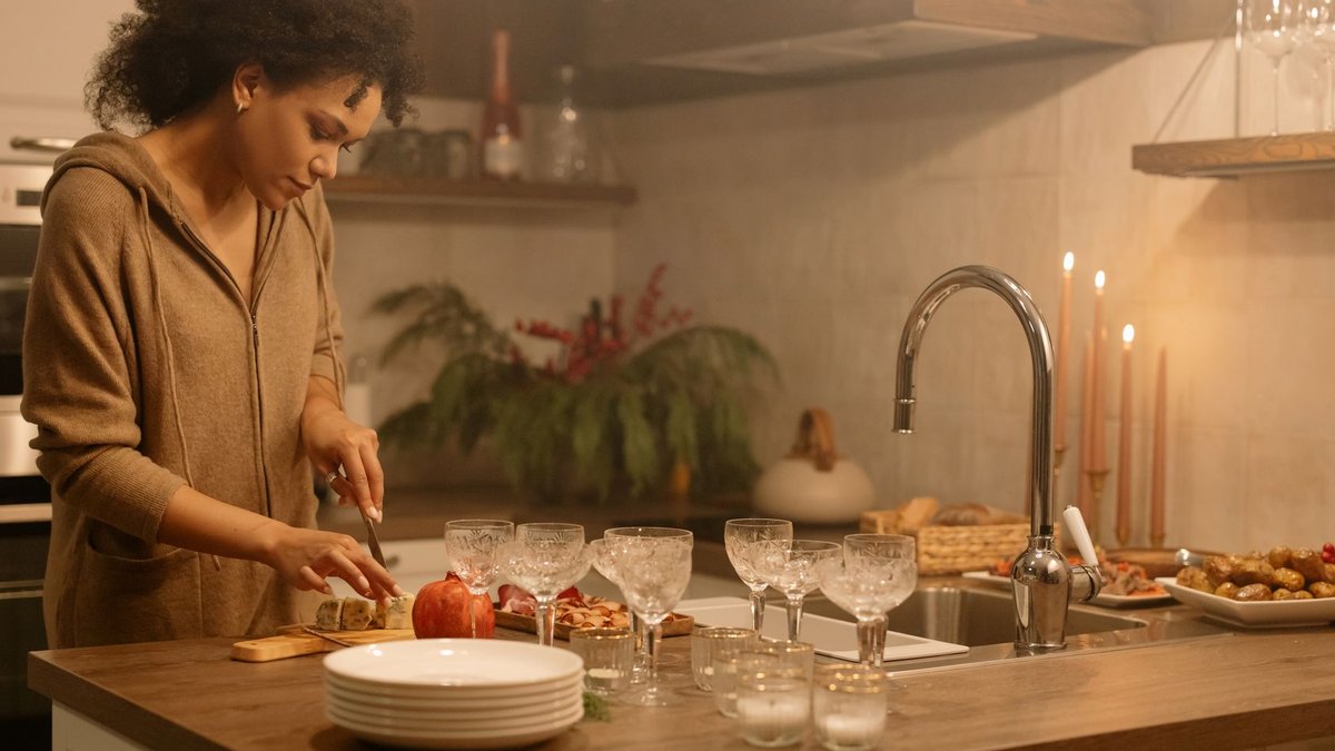 Choosing a Kitchen Sink That Fits Your Space - kitchen sink
