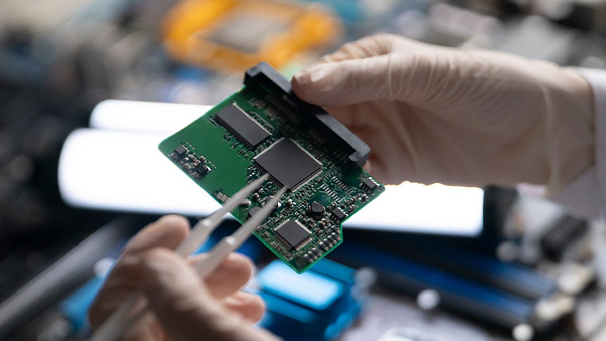 Vietnam Lures High-Tech Manufacturers - vietnam high-tech manufacturers
