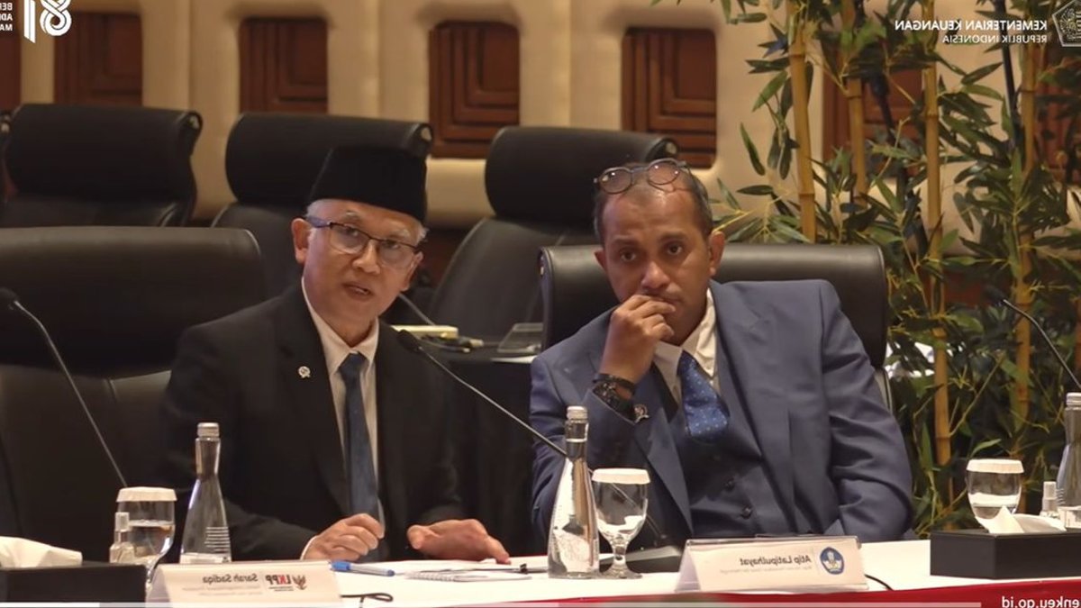 Anggaran Kemendikdasmen 2027 terbesar untuk guru non-ASN Anggaran Kemendikdasmen 2027 terbesar untuk guru non-ASN - guru non-asn