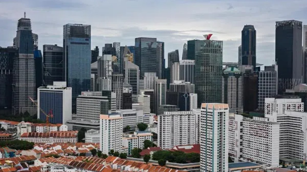 Agents face exam retake rule - property agents