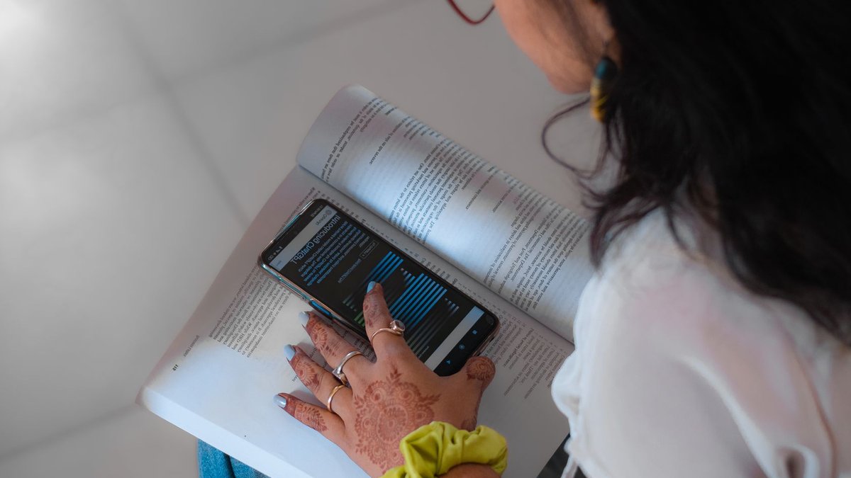 AI summaries help travelers choose faster AI summaries help travelers choose faster - ai travel summaries