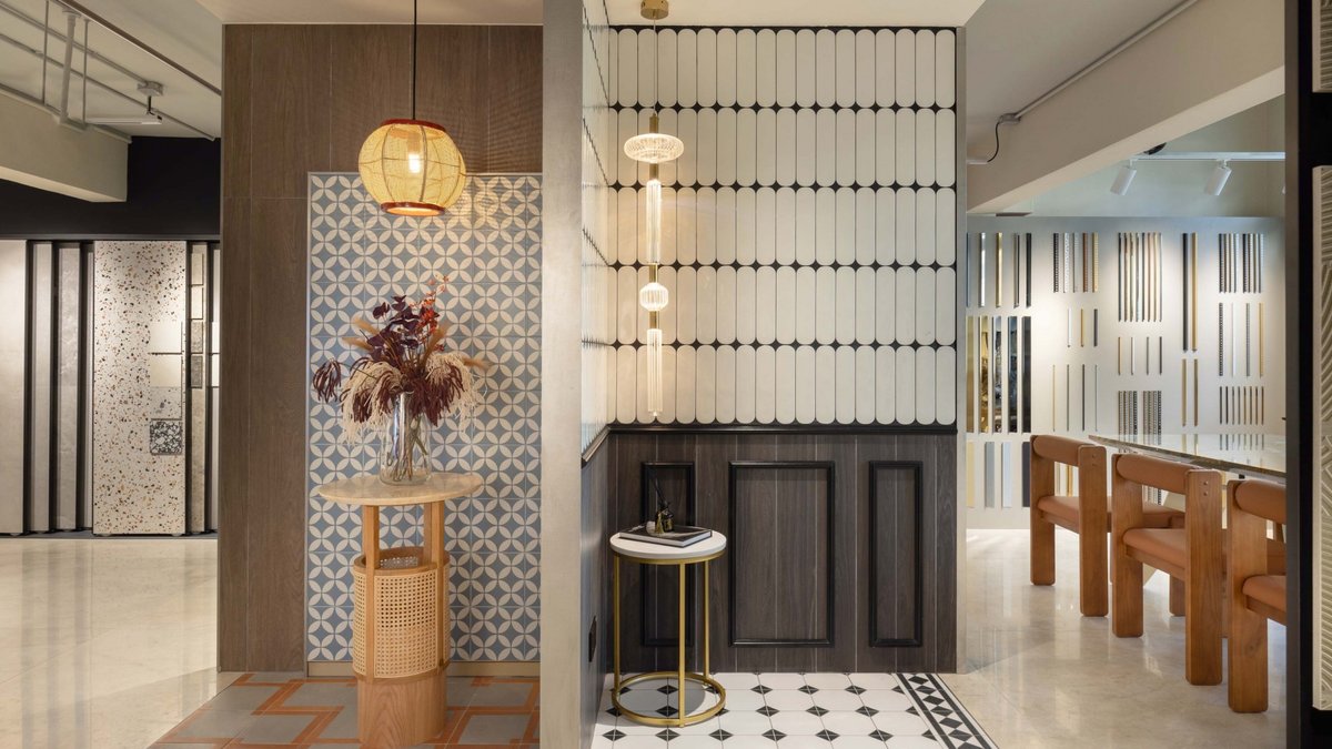 Hafary House unites tiles, bathrooms and surfaces - home renovation