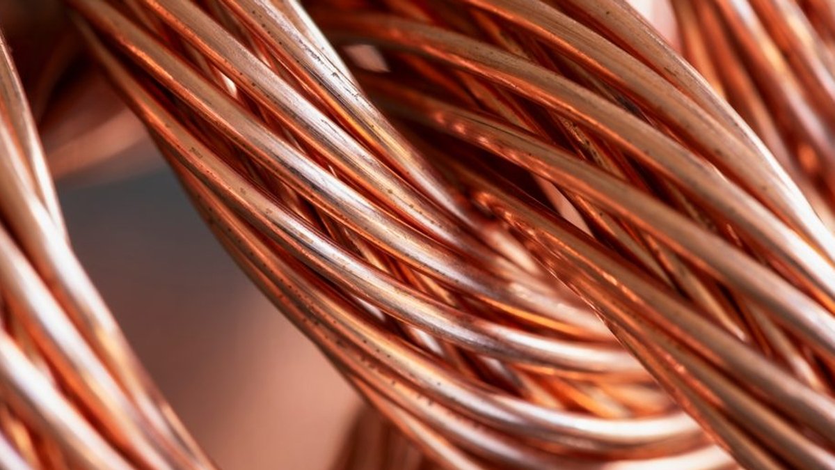 Why Are AI and Tariffs Fueling Copper’s Surprising Summer Rally? Why Are AI and Tariffs Fueling Copper’s Surprising Summer Rally? - copper rally