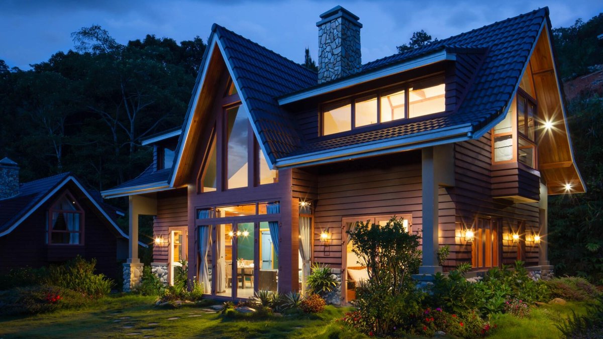 Same home built two ways side by side - home construction