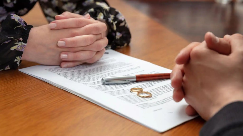 Divorce Mediation vs. Litigation: Which Option Is Right for Your Family?