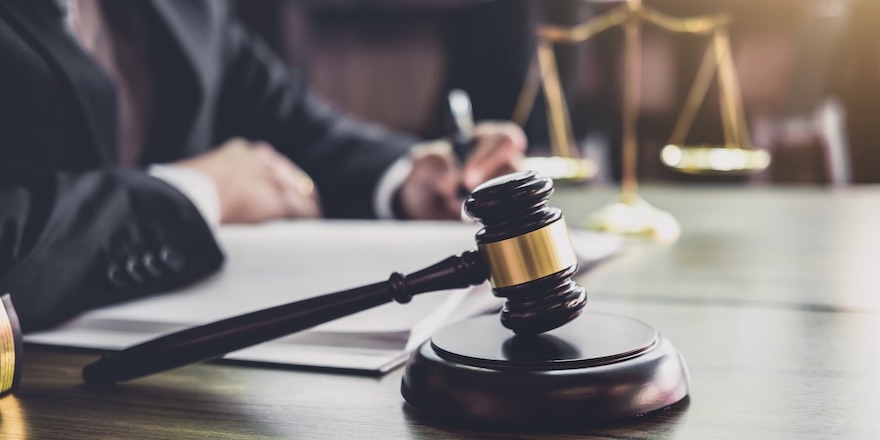 How An Expert Lawyer in Houston Challenges “Driving While Influenced” Charges?