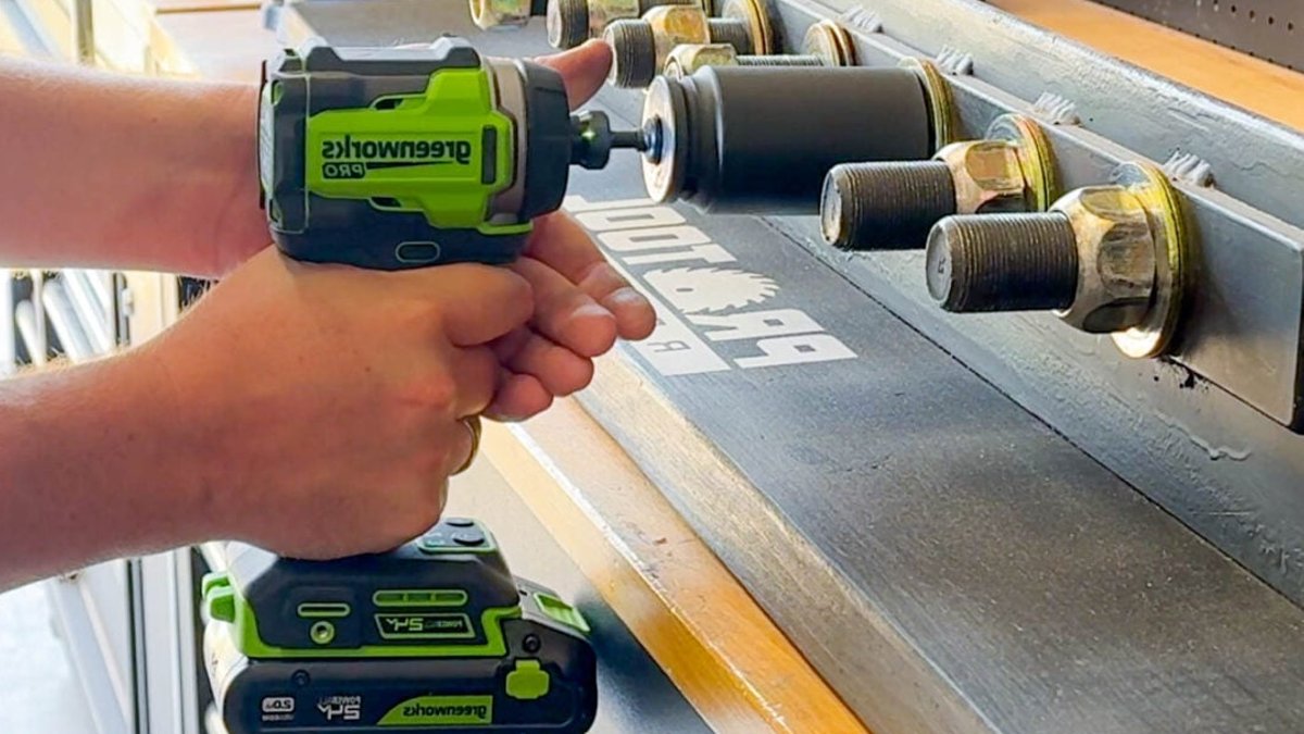 Greenworks impact driver delivers pro power affordably Greenworks impact driver delivers pro power affordably - greenworks impact driver