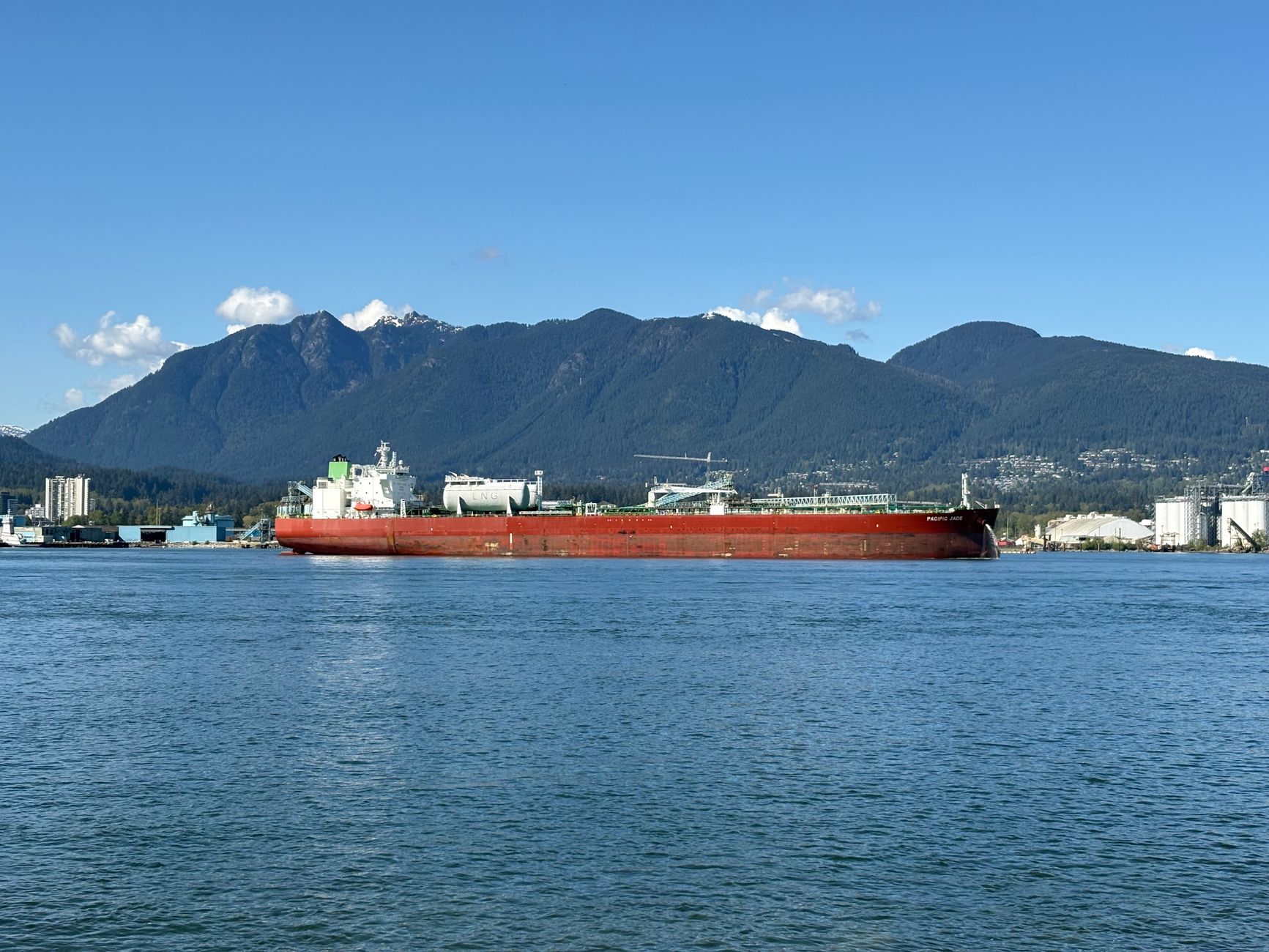 US and Canada trade war escalates anew
