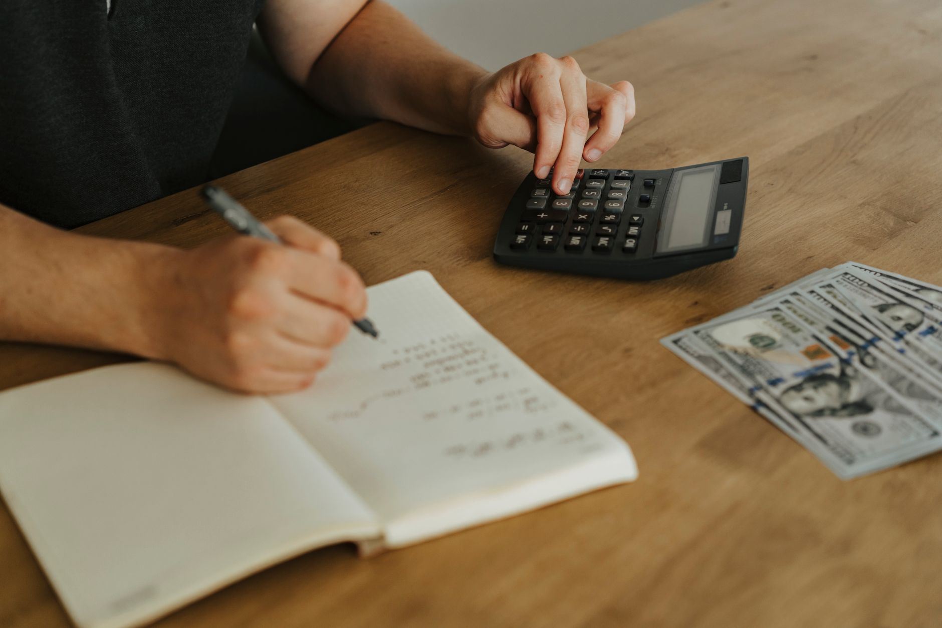 Pounds, Dollars And Better Decisions: A Smarter Way To Move Money Overseas
