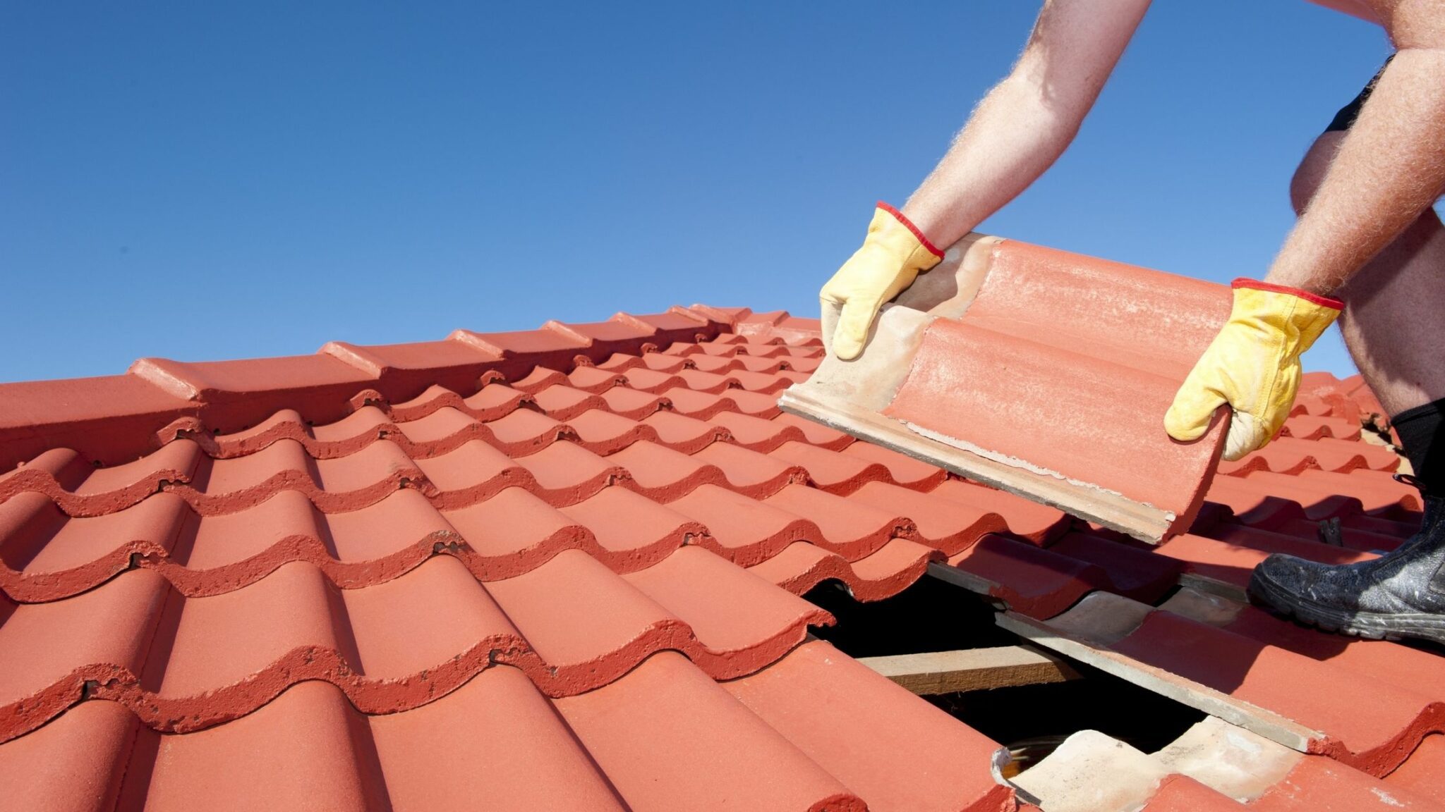 Signs of Roof Wear That Require Keller Roof Repair