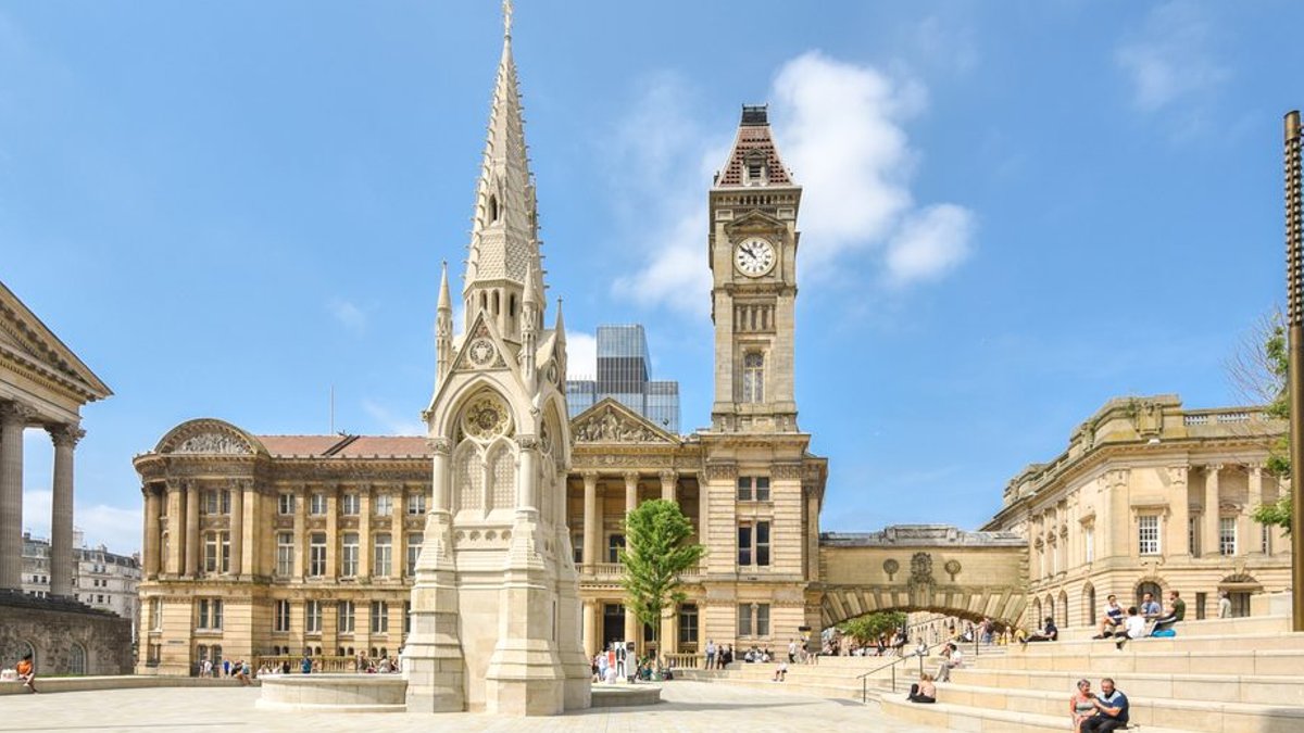 Birmingham Jewellery Biennial launches open call for exhibitions - birmingham jewellery biennial