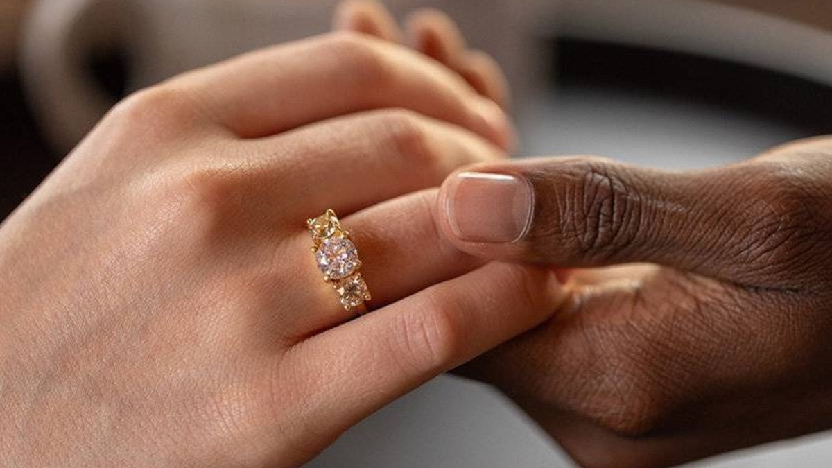 De Beers Study Reveals US Diamond Demand Shift - us diamond demand