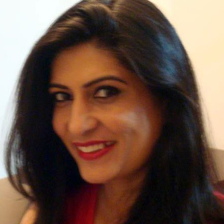Richa Malik's makeovers's image