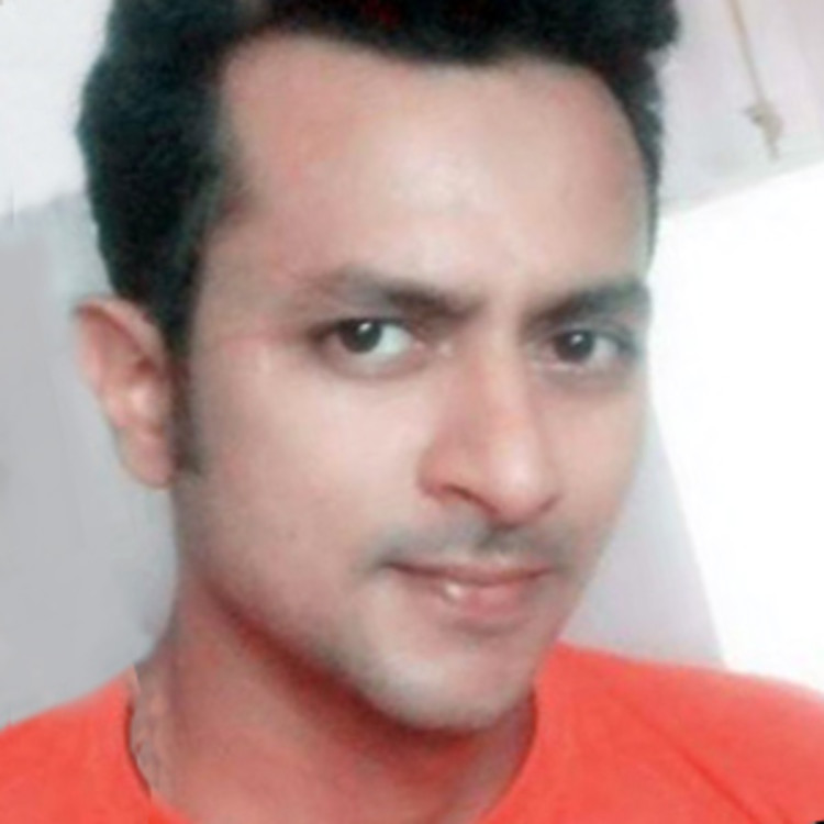 Shakir Khan's image