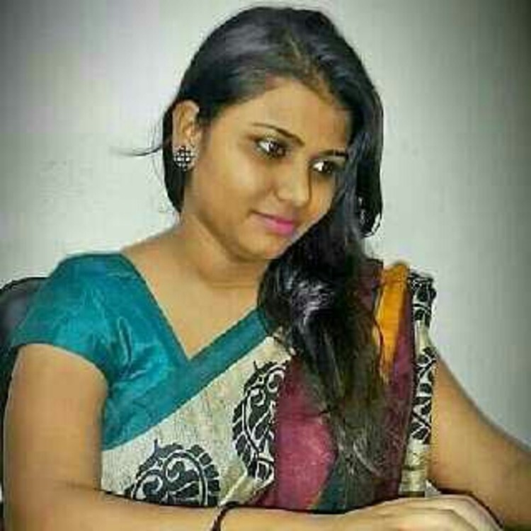 Asha Kapoor Mehandi Artist's image