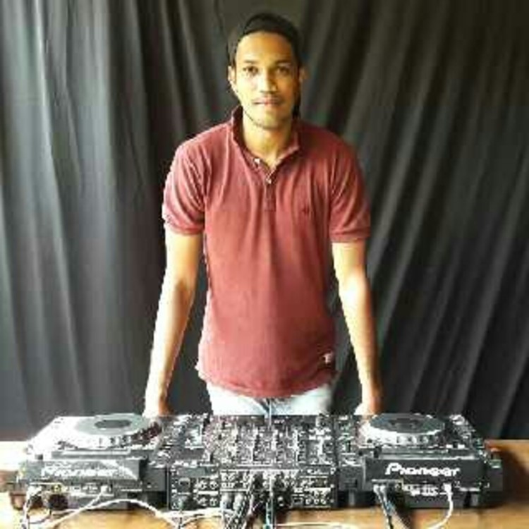 DJ Vinayak Dambe's image