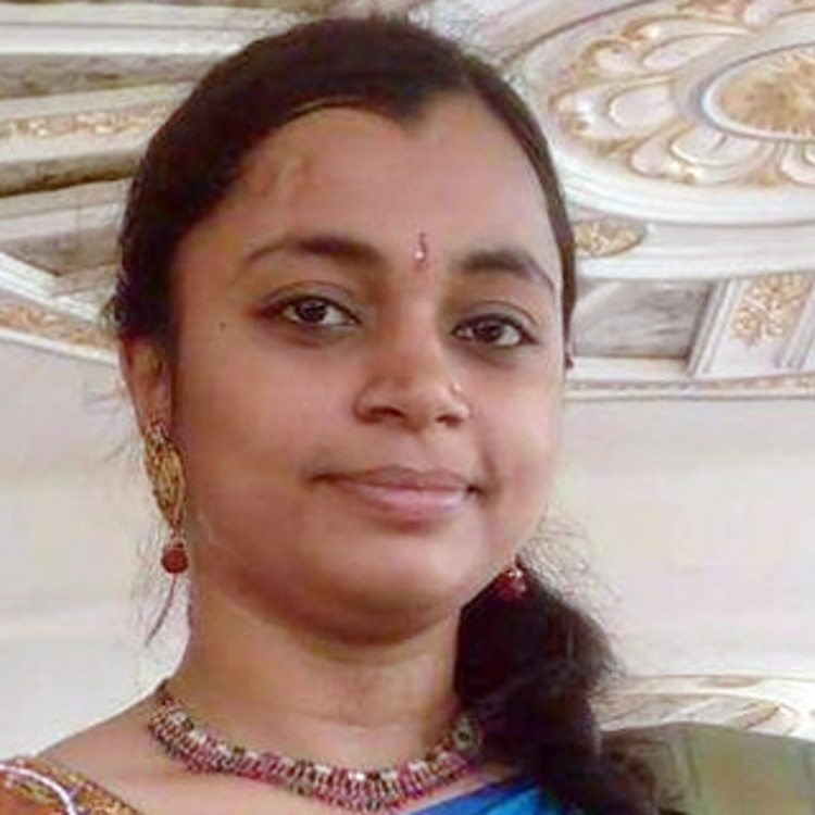 Sowmiya Bharathy's image