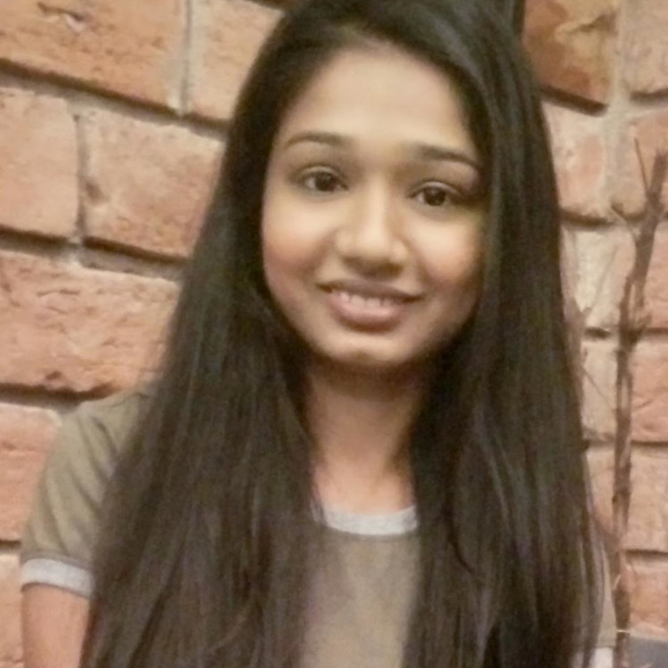 Shweta Tank's image
