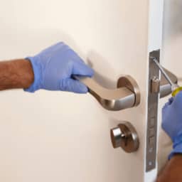 Door - Door lock replacement