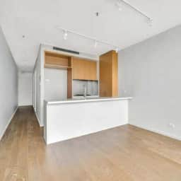 Unfurnished Apartment - Move in / Move out