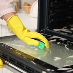 Appliance cleaning - Oven cleaning