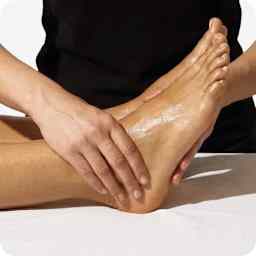 Bleach, detan & massage - Foot massage