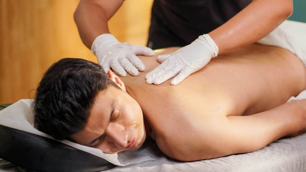 Top Massage For Men services in Delhi NCR, India at your home