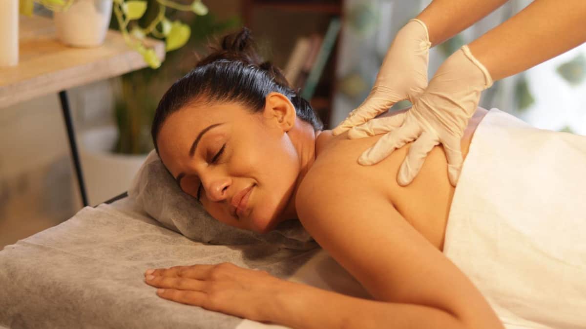 Pain relief - Deep tissue pain relief massage