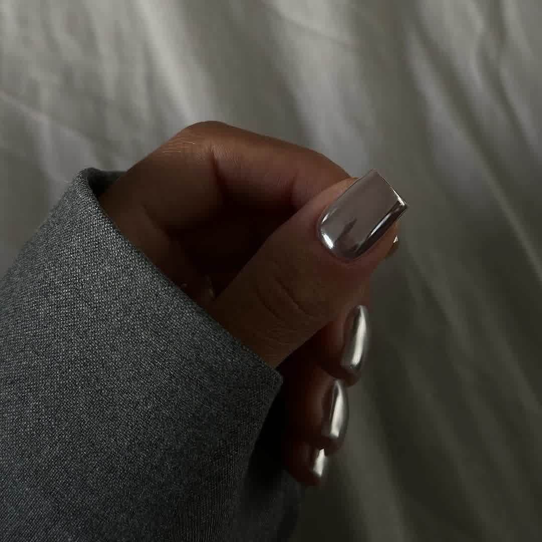 Metallic Nails