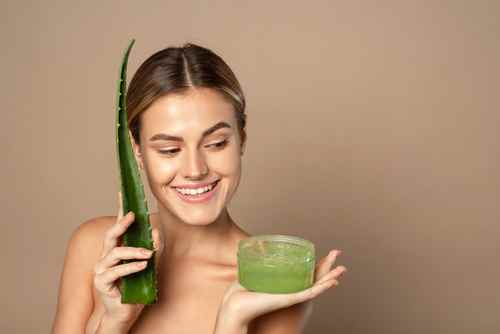 Unlocking Radiance: 8 Aloe Vera Gel Benefits For Your Face!