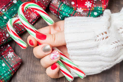 Christmas Nail Art Designs For You To Try This Festive Season