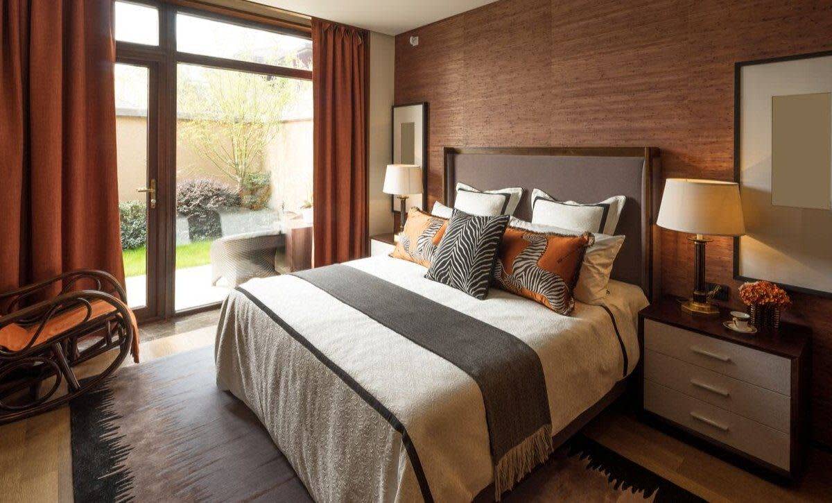 bedroom relaxing