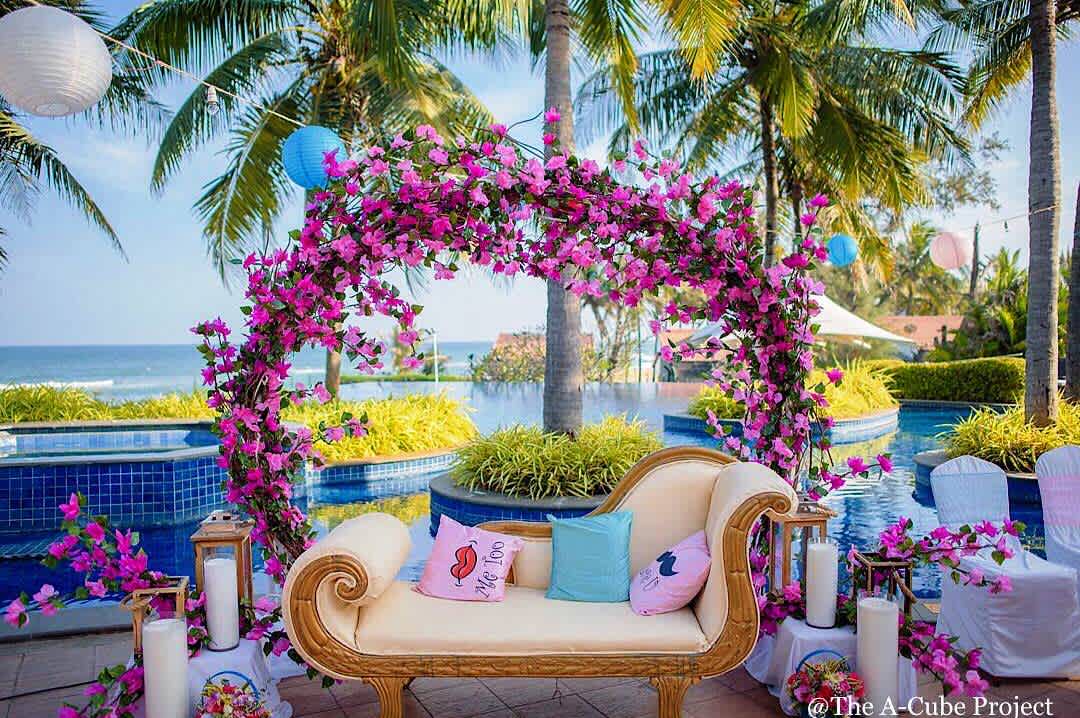 Freshest Decor Ideas For The Bride’S Mehendi Seating!