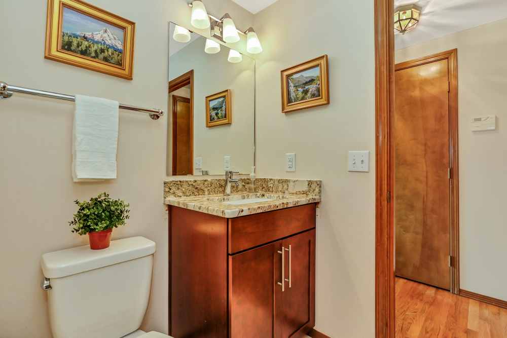 Bathroom Storage Ideas: 7 Cool Hacks That Help You Create More Space!