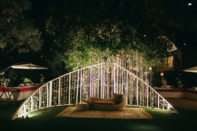 Reception Decor for Indian Weddings- Stage Decor