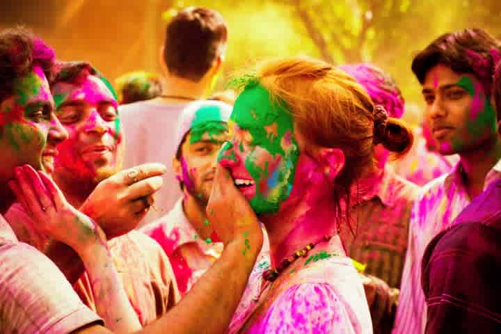 Holi 2019: 10 Essential Skin Care Tips