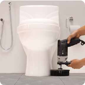 Intense bathroom cleaning