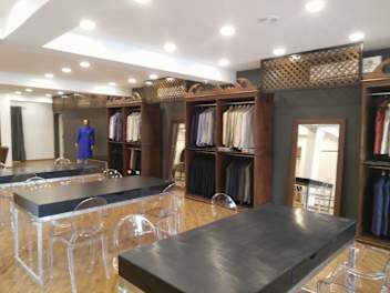Showroom Design Ideas And Photos