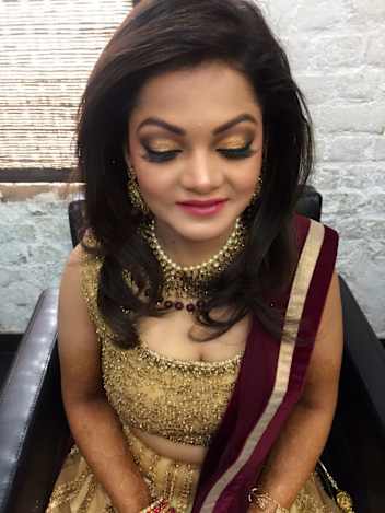 Simple Open Hairstyle With Bold Eyes By Riya Rai
