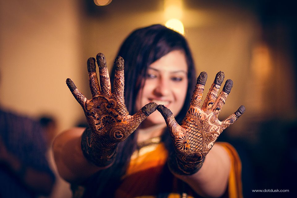 Intricate Mehndi Design! by DotDusk Studios Wedding-photography | Weddings Photos & Ideas
