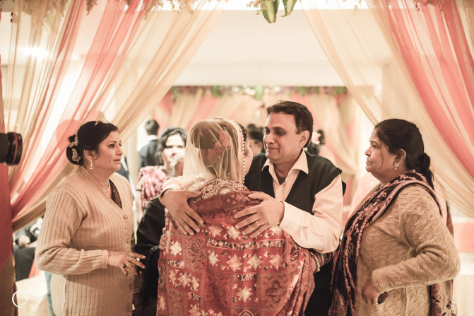 Bride With Family by Amish Photography Wedding-photography | Weddings Photos & Ideas