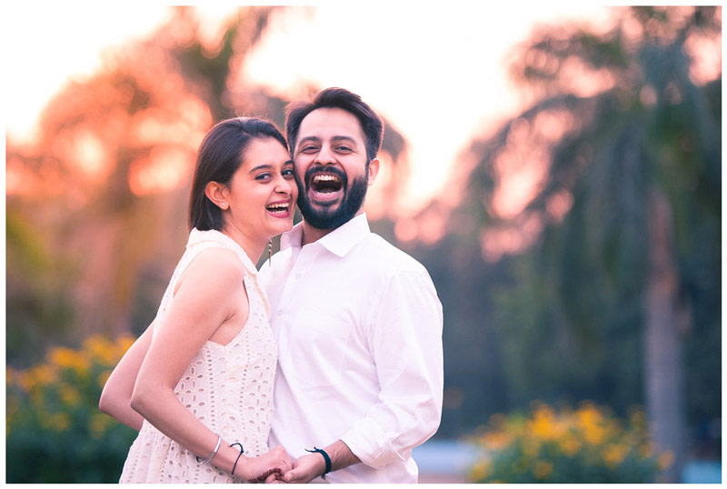 A Happy Couple On Their Pre Wedding Shoot by Arjun Kartha Wedding-photography | Weddings Photos & Ideas