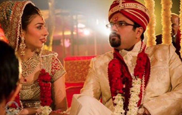 Couple Portrait by Saurabh Wedding-photography Bridal-jewellery-and-accessories Groom-wear-and-accessories | Weddings Photos & Ideas